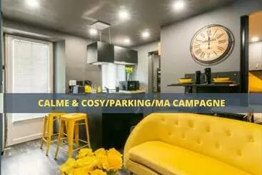 Appartements touristiques Black & Y Hello T2 : Wifi/parking/ 5 Centre Ville