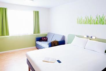 בית מלון כפרי Ibis Budget Knutsford