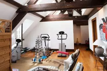 Hotel Château Des Avenieres   Relais & Châteaux