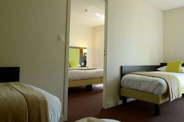 فندق Hôtel La Verriaire The Originals