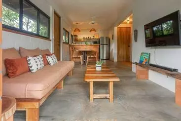ツーリストアパートメント Casa Melina Torio Cozy Upscale 2bd Jungle House