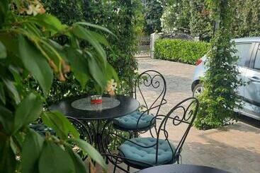 דירות לתיירים El Sol Apartmani