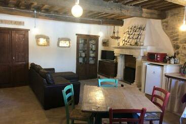 Жильё для туристов La Casa Nel Castellare