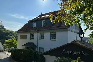 Turistihuoneistot Bergschlösschen Edersee
