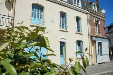 Turistlejligheder Lever Du Soleil, Grande Maison à 200m De La Plage