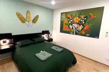 Appartamenti turistici Capstay La Rhonelle   Netflix   2 Chambres   Cuisine