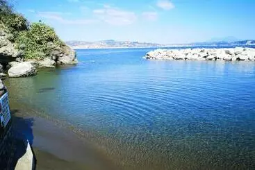 ツーリストアパートメント Alma Flegrea