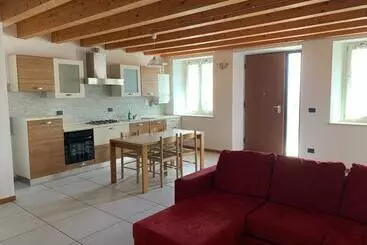 ツーリストアパートメント La Casa Di Martina