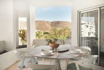 Apartamente turistice Luxury House With Pool View And 2 Bedrooms At Colinas Exclusive Complex