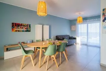 ツーリストアパートメント Pilar Apartment Vista Mare