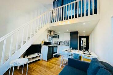 דירות לתיירים Appartement + Balcon Vue Mer Plein Sud