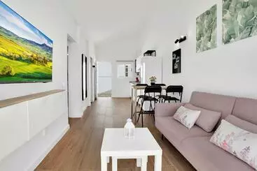 Turistihuoneistot Beautiful House With Pool