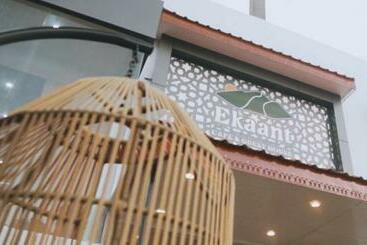 בית מלון כפרי Ekaant Near Badidhar Temple