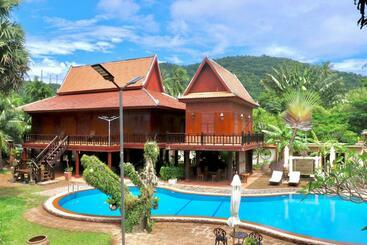 Lomakeskus Palm House Boutique