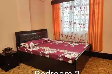 Aparthotel Pratima Homestays
