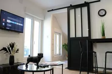 Apartamentos turísticos L Artiste