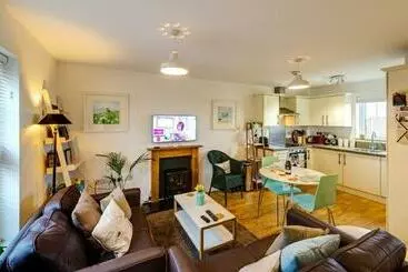 Turistihuoneistot Mallow Cottage