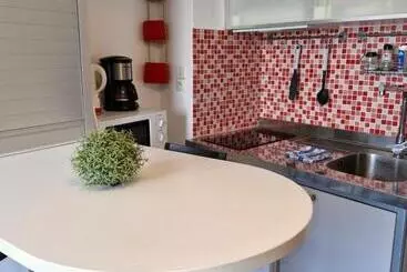 ツーリストアパートメント Studio Rdc   Marina 4   13 Allée Des Pinons   0 1