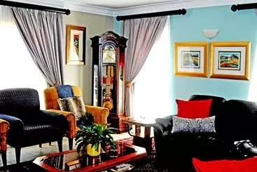 Bed & Breakfast All Seasons Boutique