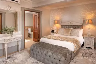 Hotel Castello Di Monte