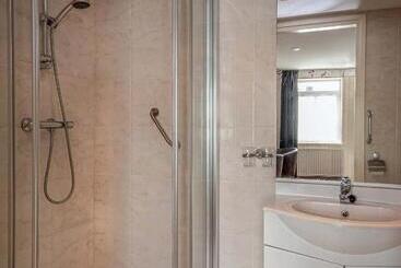 Отель Hostellerie Valckenborgh