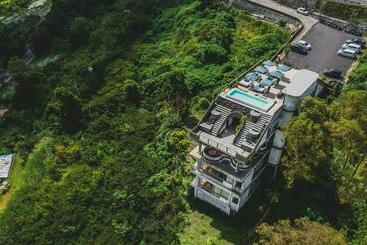 渡假胜地 Desa Oculus