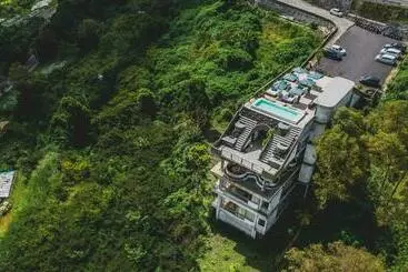 リゾートホテル Desa Oculus