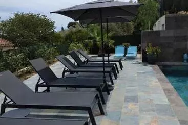 Aamiaismajoitus (B&B) Le Spot 577- Adults Only