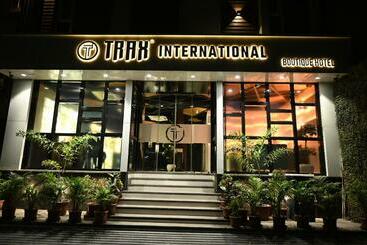 בית מלון כפרי Trax International