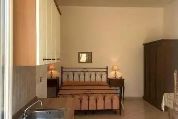 La Rondine Bed And Breakfast