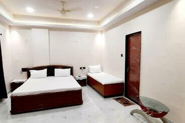 Hotelli Supushp Shirdi