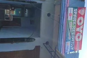Hôtel Spot On 88598 Spark Residency