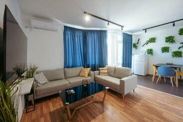 Turista apartmanok Luxury Art 4 Apartment