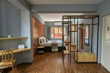 Nyadha House Bed & Breakfast