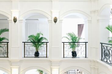 Otel Mahalaya The Legacy