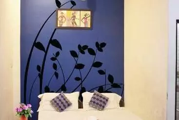 Majatalo Relax Paying Guest House