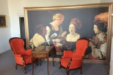 ベッドアンドブレックファースト L Hôtel Particulier Guilhon