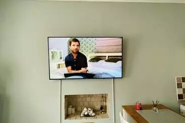 Turistihuoneistot Charming 2 Bedroom Apartment Located In Ayr