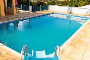 Herberge Pousada Na Região De Extrema à 1 Hora De Sp