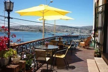 Хостел Artilleria 199