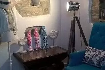 هتل Stratos Artdeco House