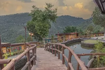 ホテル A Kasauli Ggaon By Echor