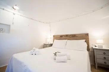 هتل آپارتمان Trulli Nuova Aia Resort