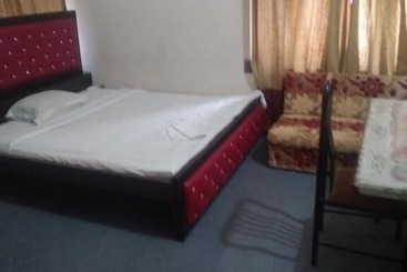 هتل Taz Garden House