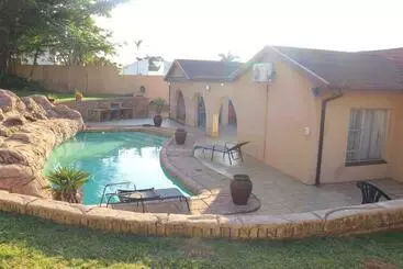 پانسیون Ridge Guest House
