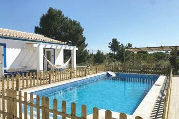 膳宿费 Xs Village