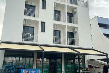 پانسیون Guest House Sula