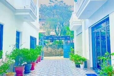 Апарт-отель Sunny House