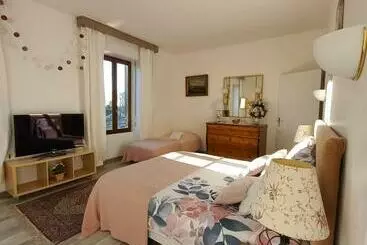 Bed & Breakfast Domaine De Fontsauzine Gîtes Et Chambre D Hôtes