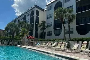 アパートホテル Knot A Care Remodeled Direct Water Access Condo With Ocean And Pool Views Now Sleeps Six